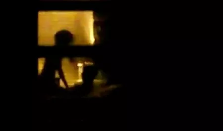 Dia mengangkat seorang gadis kecil dan meniduri seorang gadis Rusia link bokep indo viral