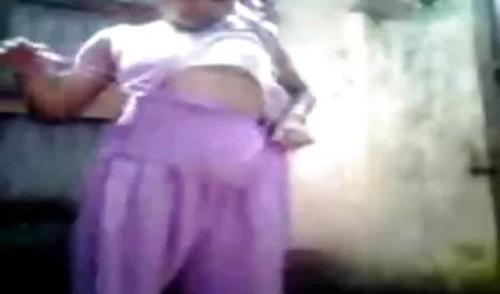 Gadis bokep online indo viral rumah sederhana