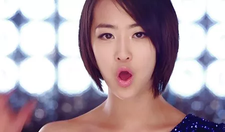 Peran pertama Ashley dengan video viral bokep indo playboy Johnny yang gelisah