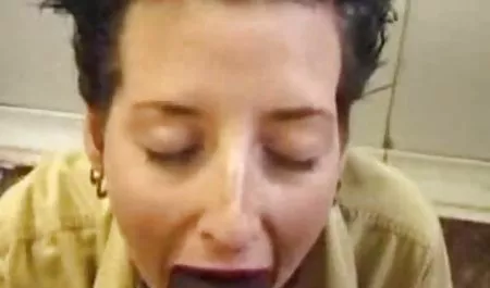 Bercinta di dekat gudang video viral bokep indo